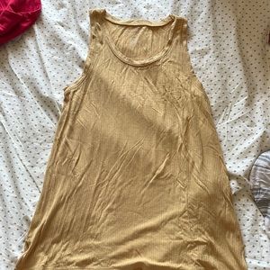 Mustard yellow ribbed flowy tank